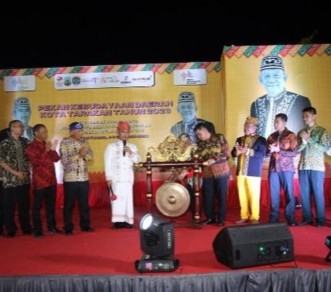 Tutup Pekan Budaya Tarakan, Wali Kota Ingatkan Momentum Persatuan