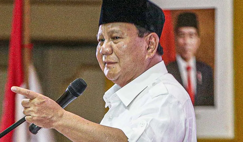 Jika berhadapan dengan Ganjar, bisa dipastikan Prabowo mendapatkan suara tertinggi sebesar 46,1 persen, sedangkan Ganjar hanya mampu mengumpulkan 39,8 persen. <br>