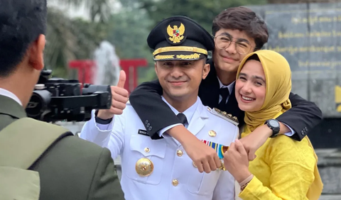 Potret Hengky Kurniawan dan Bintang disebut sama-sama memiliki paras ganteng.<br>