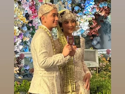 Adinda Thomas Resmi Menikah dengan Raka Akmal, ini Potretnya Flawless Banget