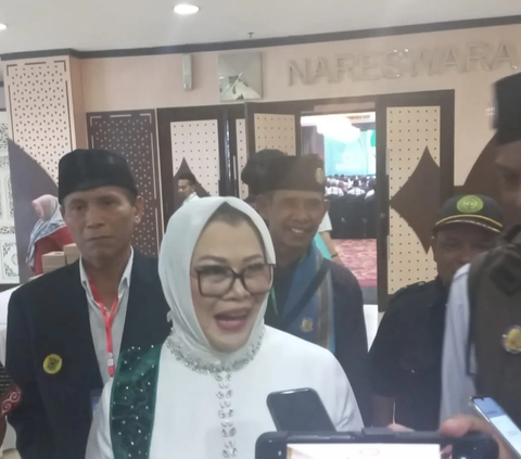 Adik Kandung Eks Menteri Pertanian Syahrul Yasin Limpo (SYL), Dewie Yasin Limpo angkat bicara mengenai kasus dugaan korupsi yang menjerat kakaknya. 