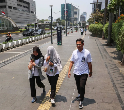 FOTO: Melihat Fenomena Kulminasi Utama, Hari Tanpa Bayangan di Jakarta