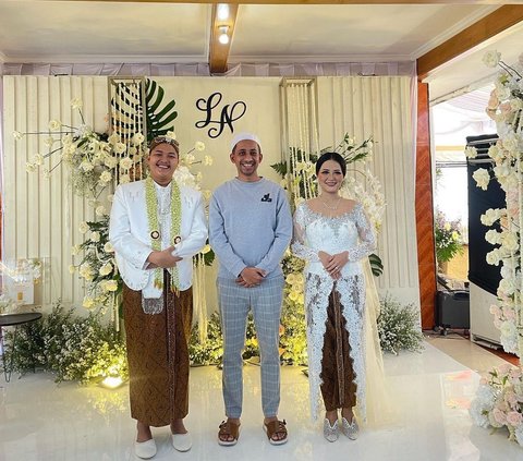 Sah Jadi Suami Istri, Intip Momen Akad Nikah Nopek Novian dan Yulia Lorena yang Penuh Khidmat