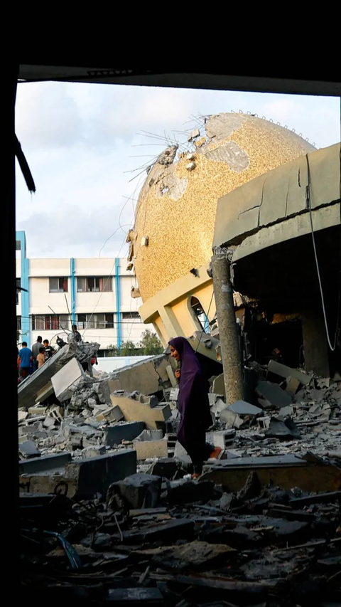 FOTO: Kondisi Masjid Al-Amin Muhammad di Gaza yang Hancur Dirudal Jet Tempur Israel