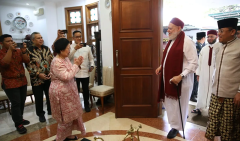 <br>Megawati mengatakan para ulama itu berada di Indonesia dalam rangka menghadiri undangan PB Nahdatul Ulama (NU) untuk merayakan Maulid Nabi Muhammad SAW. <br>