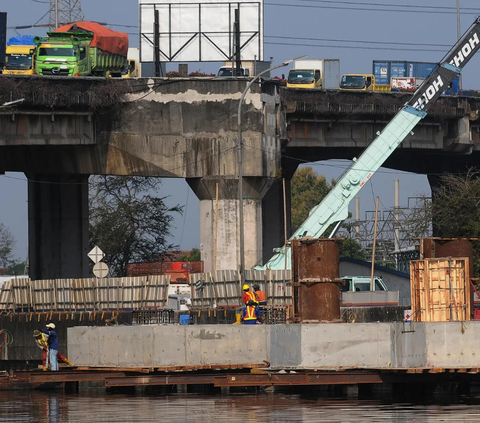 FOTO: Memantau Progres Proyek Jalan Tol Ancol Timur-Pluit Senilai Rp15,8 Triliun