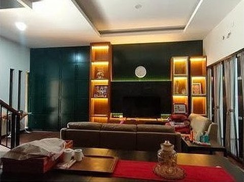 Anne Cerita Susahnya Jual Rumah