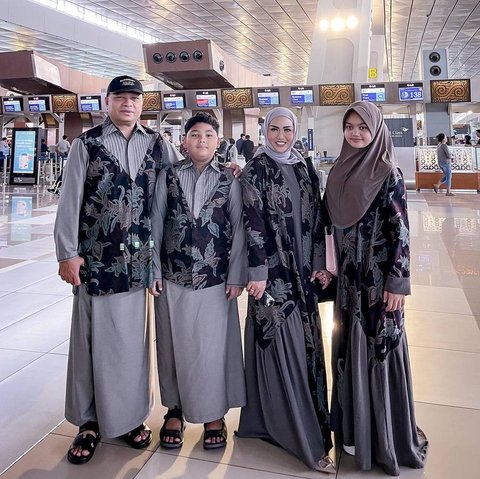 Potret Amora Anak Krisdayanti Berhijab saat Berangkat Umrah, Cantik Banget Bikin Pangling