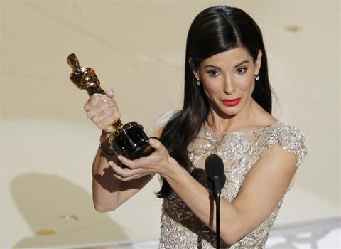 8 Aktor Hollywood yang Raih Oscar dan Razzie Sekaligus