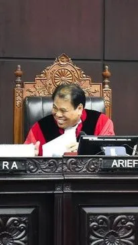 Tak Tahu Dugaan Lobi Putusan Batas Usia Capres-Cawapres, Arief Hidayat Sedih MK Diplesetkan Jadi Mahkamah Keluarga