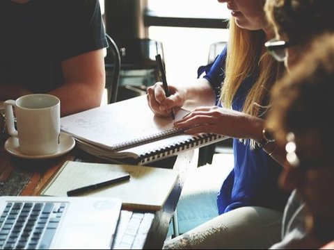 Ucapan Pindah Tugas untuk Teman Kantor