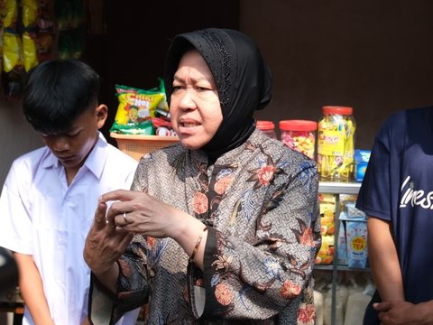 Kisah Pengorbanan Entis, Rela Putus Sekolah demi Merawat Ibu yang Alami Gangguan Jiwa