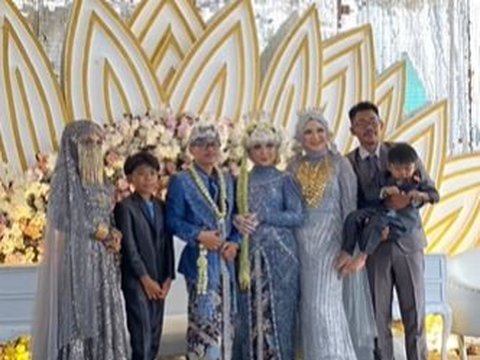 Viral Wedding, Family Outfits Stir Up Like a Fashion Show, Netizens Confused: Which One is the Bride?