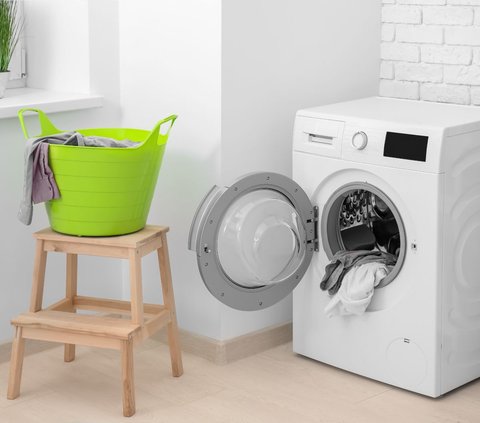 Modern Small but Neat Laundry Room Model, See the Details