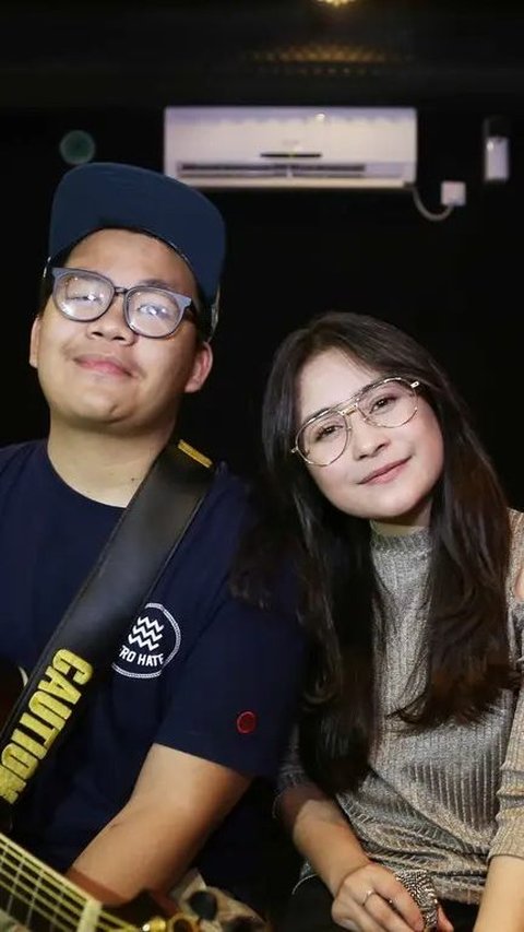 Prilly Latuconsina dan Kiki Eks CJR Pernah Pacaran Seminggu, Ini Potret Jadul Mereka