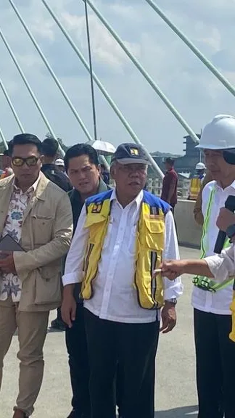 Alasan Jokowi Ajak Ridwan Kamil ke IKN: Untuk Koreksi Arsitektur yang Kurang Baik<br>