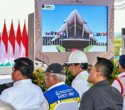 FOTO: Momen Jokowi Resmi Mulai Pembangunan Bandara IKN, Ditargetkan Bisa Dipakai Juni 2024