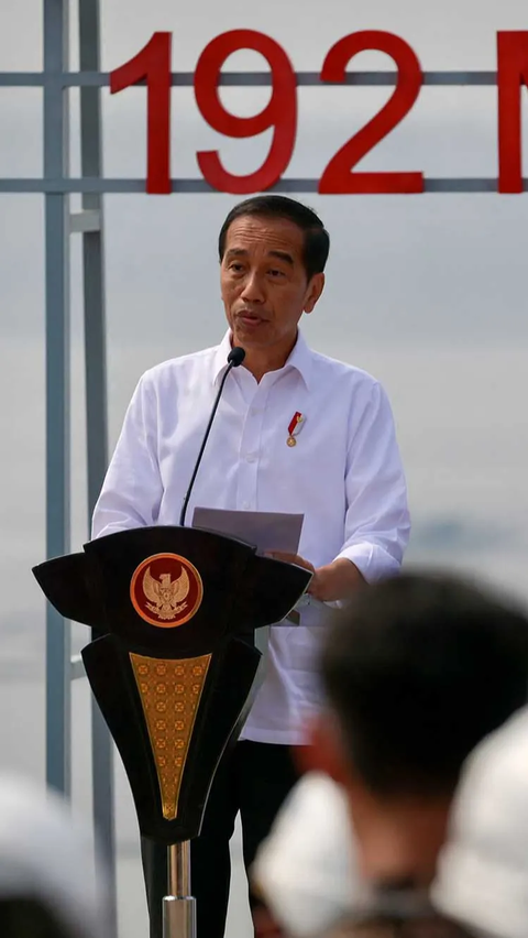 Jokowi Bakal Berikan Bintang Jasa ke Presiden FIFA di Istana Hari Ini