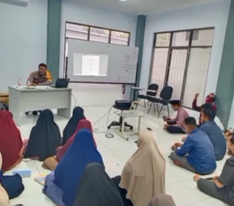 Sosok Bintara ini Bukan Polisi Sembarangan, Lulusan S3 Gelar Doktor juga Jadi Dosen & Penceramah di Masjid