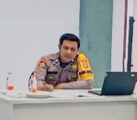 Sosok Bintara ini Bukan Polisi Sembarangan, Lulusan S3 Gelar Doktor juga Jadi Dosen & Penceramah di Masjid