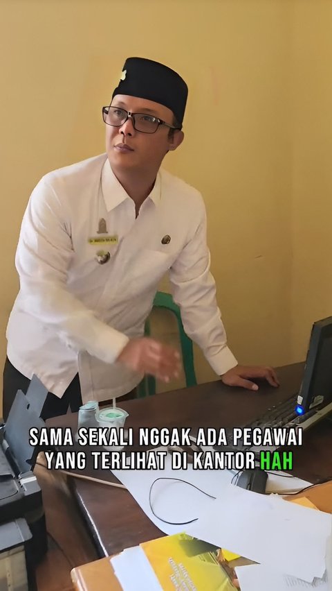 Viral Kantor Camat di Lampung Kosong Saat Jam Kerja, Warganet: Namanya Juga Pegawai Negeri Santai<br>