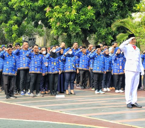 Kobarkan Pesan Jangan Jadi Bangsa Pecundang, Wamenaker Peringati Hari Pahlawan 2023