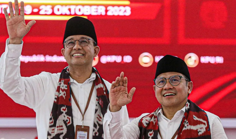 Fachrul Razi mengungkap alasan mendukung Anies-Cak Imin di Pilpres 2024. Menurut Fachrul Razi, Pilpres saat ini sudah bukan lagi era Jokowi.<br>