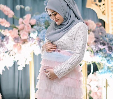 Melahirkan Anak Kedua di Tanggal Cantik, Intip Potret Perjalanan Kehamilan Aurel Hermansyah