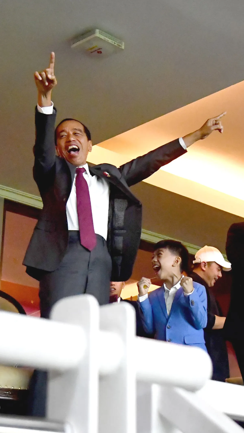 Momen Presiden Jokowi Disoraki di HUT NasDem