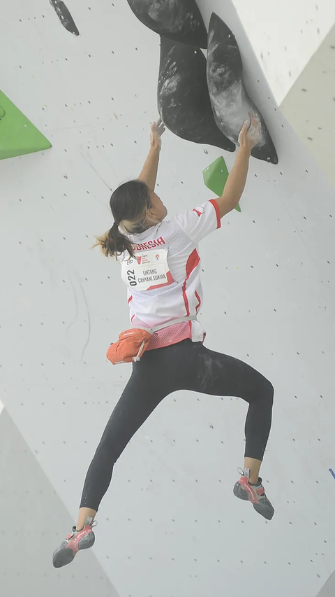 Lintang merupakan satu-satunya atlet panjat tebing putri Indonesia yang lolos babak final  kualifikasi Boulder dan Lead Asian Qualifier Jakarta 2023.