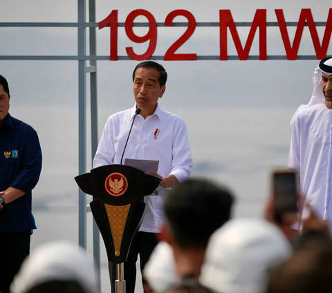 Presiden Jokowi meresmikan PLTS Cirata, Purwakarta, Jawa Barat, pada Kamis (9/11/2023).