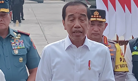 Presiden Jokowi Terbang ke Singapura Jenguk Menko Luhut: Alhamdulilah Semakin Membaik