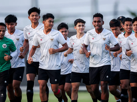 FOTO: Jelang Lawan Panama, Timnas Indonesia U-17 Matangkan Latihan di Gelora Bung Tomo