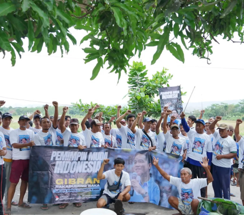 Relawan Mas Gibran menggelar dua kegiatan besar di Bantul yaitu memberikan bantuan sembako dan juga menghubungkan masyarakat melalui kegiatan memancing bersama.