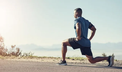 Meskipun olahraga memiliki manfaat kesehatan yang tak terbantahkan, atlet perlu memahami risiko serangan jantung yang terkait dengan aktivitas fisik yang berlebihan.