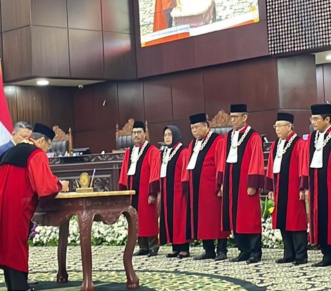Suhartoyo Resmi Jabat Ketua Mahkamah Konstitusi
