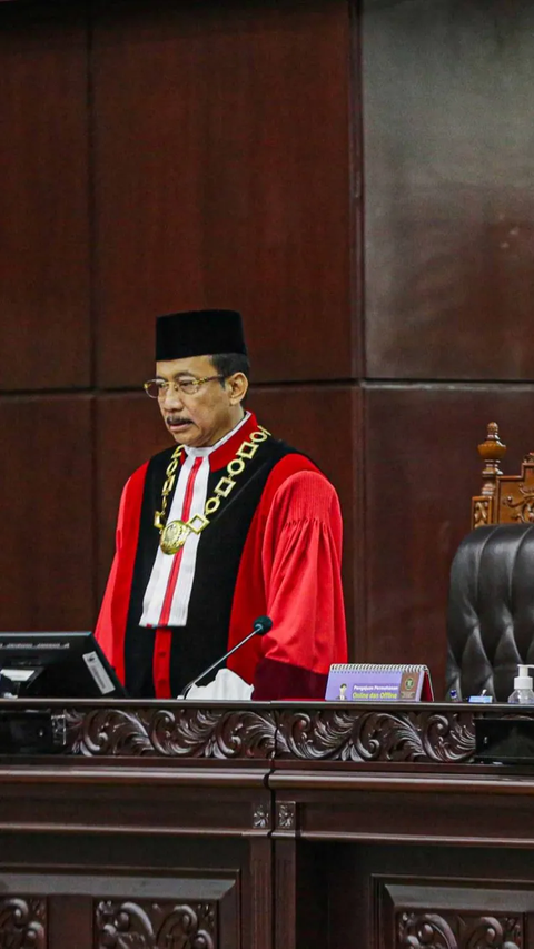 Suara Ketua MK Suhartoyo Bergetar Akui Tak Mudah Memulihkan Kepercayaan Publik<br>