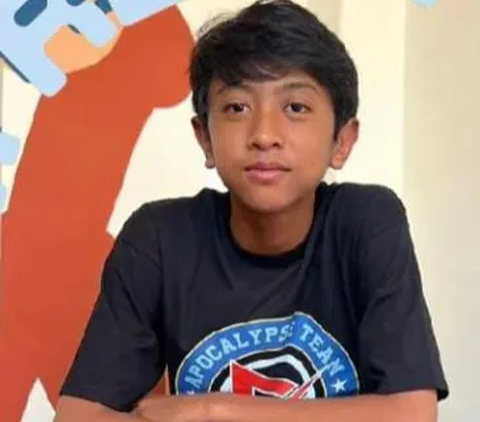 Keren Abis! Aksi Siswa SMP di Malang Main Skateboard di Sekolah, Ternyata Punya Segudang Prestasi