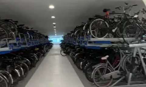 Inilah Parkiran Sepeda Terbesar Dunia yang Ada di Bawah Air, Canggih Bisa Tampung 7 Ribu Unit Gratis 24 Jam