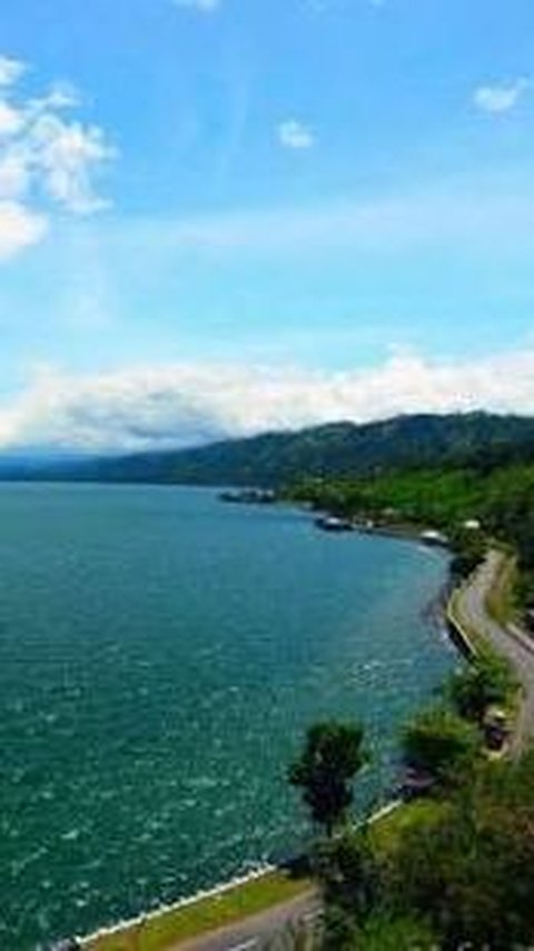 <b>Jadi Danau Terbesar Kedua di Sumatra, Ini Asal-usul Terbentuknya Danau Singkarak</b>