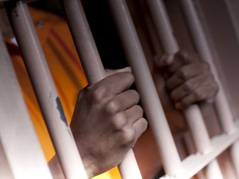 Terlibat Kasus Sabu-Sabu, Dua Pegawai Honorer di Lumajang Langsung Dipecat dan Masuk Penjara