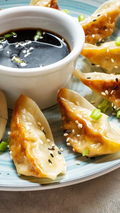 5 Techniques to Fry Japanese Gyoza, Soft on the Inside and Crispy on the Outside