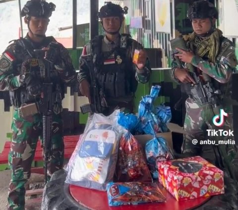 Viral Momen Bocah Papua Rayakan Ulang Tahun Bareng Prajurit TNI, Dapat Bayak Hadiah