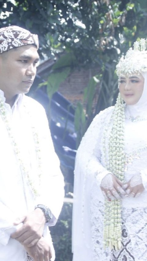 Viral Pengantin Wanita Bagikan Foto Pernikahannya yang Bikin Sedih, Serasa Tahun 2010