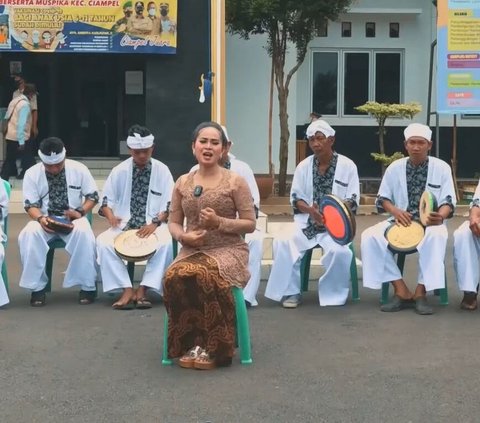 Uniknya Seni Misdaq Karawang yang Hampir Punah, Kolaborasikan Musik Kasidah dengan Dangdut Jaipong