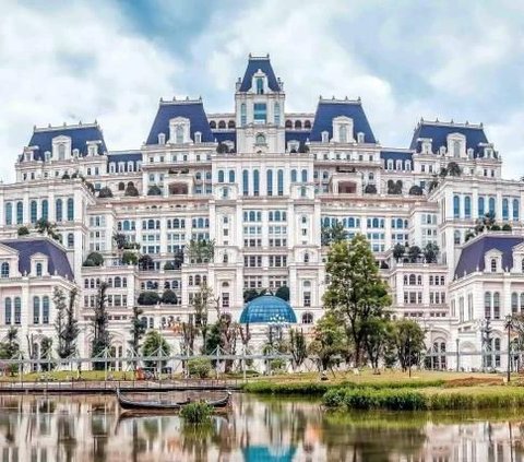 Interesting Facts behind the Mysterious Chinese Version of 'White House', Larger and More Luxurious than the US's?