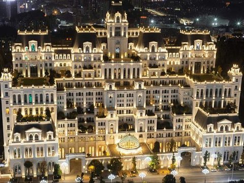 Interesting Facts behind the Mysterious Chinese Version of 'White House', Larger and More Luxurious than the US's?