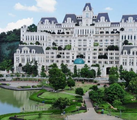 Interesting Facts behind the Mysterious Chinese Version of 'White House', Larger and More Luxurious than the US's?