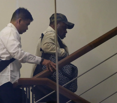 Kronologi OTT Pj Bupati Sorong Yen Piet Mosso, Ditangkap saat Serahkan Uang di Hotel