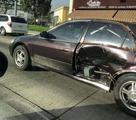 10 Potret Reparasi Bodi Mobil Penyok atau Baret, Kreatif Banget Sarat Nilai Seni Tinggi